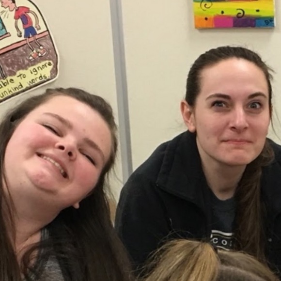 Meet your Posher, Hannah - Picture 1 of 1